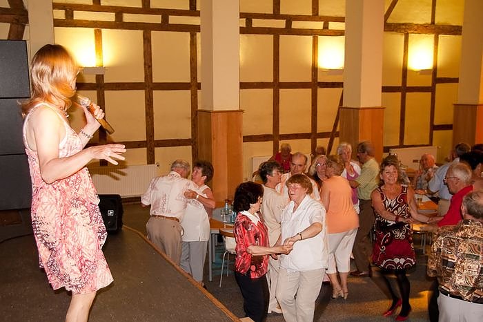 Tanz-Tee im Jugendclubuhaus