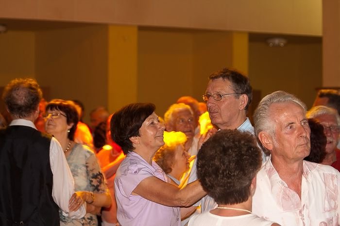 Tanz-Tee im Jugendclubuhaus