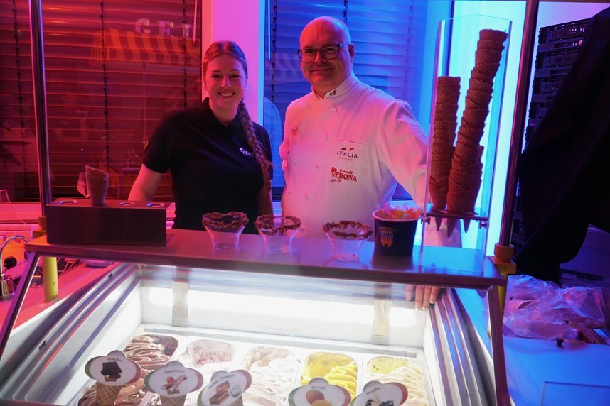 Impressionen vom ersten Nordh&auml;user "Fr&uuml;hlingszauber" im Autohaus Peter