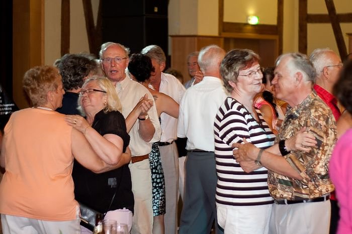 Tanz-Tee im Jugendclubuhaus