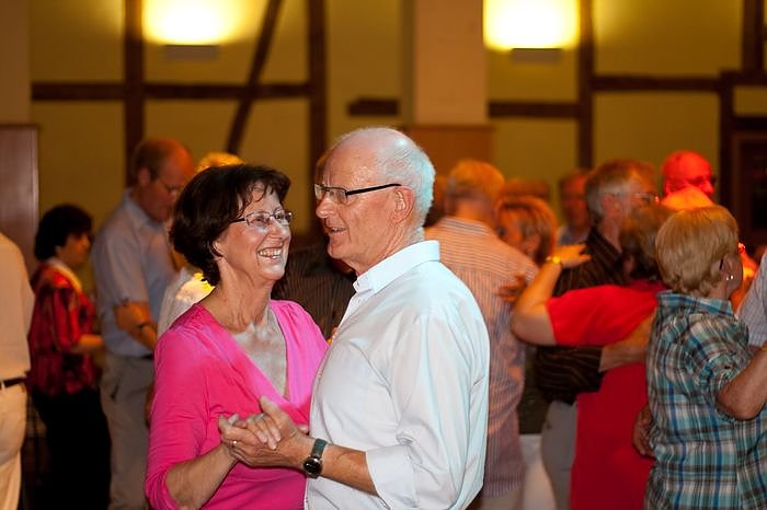 Tanz-Tee im Jugendclubuhaus