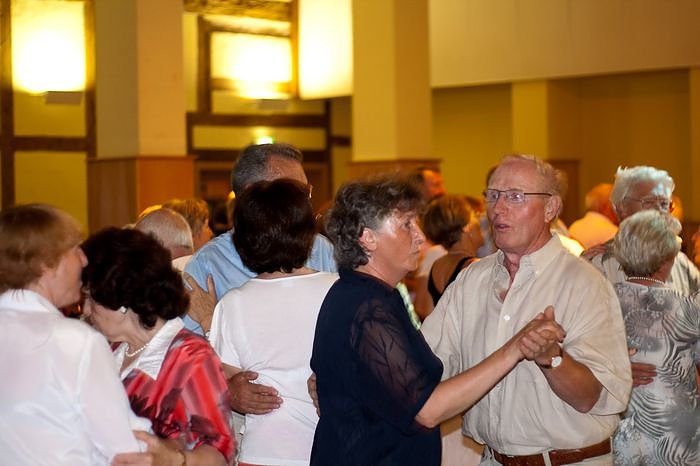 Tanz-Tee im Jugendclubuhaus