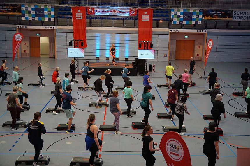 16. Fitness-Nacht in der Wiedigsburg in Nordhausen. 