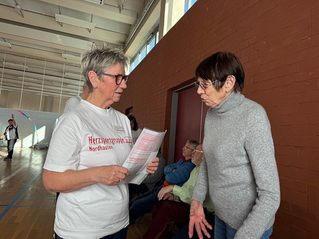Die Herzsportler luden zum Tag der offenen T&uuml;r in die Turnhalle des S&uuml;dharz-Klinikums