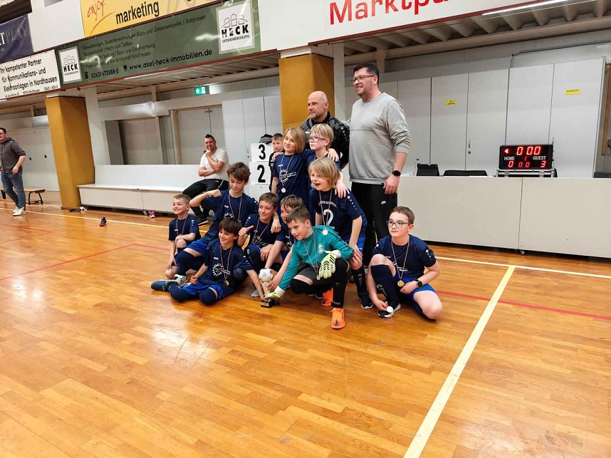 Zehn Mannschaften k&auml;mpften um den Schulpokal.