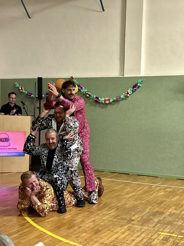 Karnevalsumzug durch Petersdorf im M&auml;rz