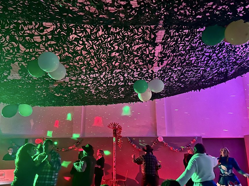 Karnevalsumzug durch Petersdorf im M&auml;rz