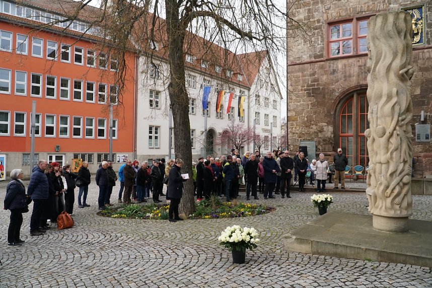 Gedenken zum 81. Jahrestag der Bombardierung Nordhausens auf dem Rathausplatz