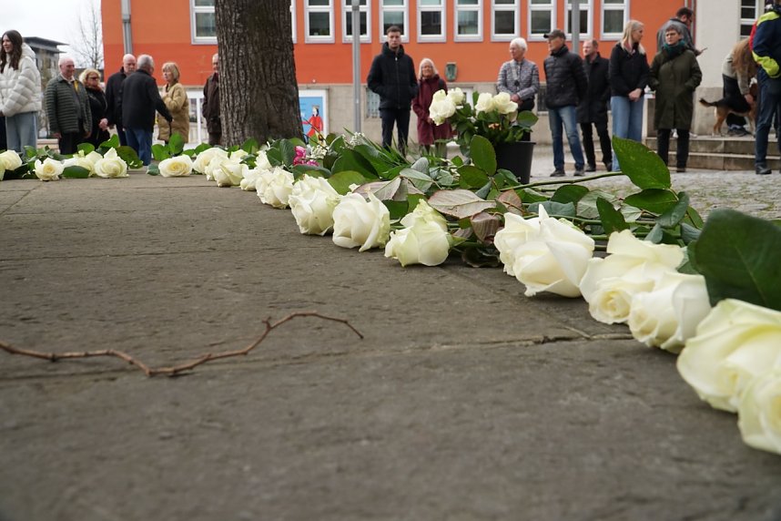 Gedenken zum 81. Jahrestag der Bombardierung Nordhausens auf dem Rathausplatz