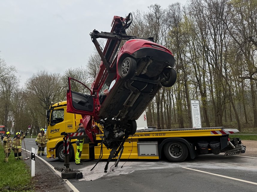 Unfall auf der B4 am Nordh&auml;user Stadtpark