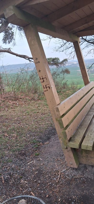 Sachbesch&auml;digung in S&uuml;lzhayn