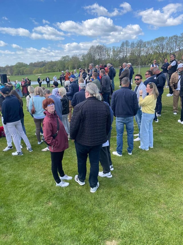 Er&ouml;ffnung des Golfplatzes in Neustadt.