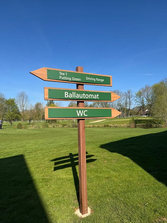 Impressionen von der Er&ouml;ffnung neuen Golfplatzes in Neustadt.