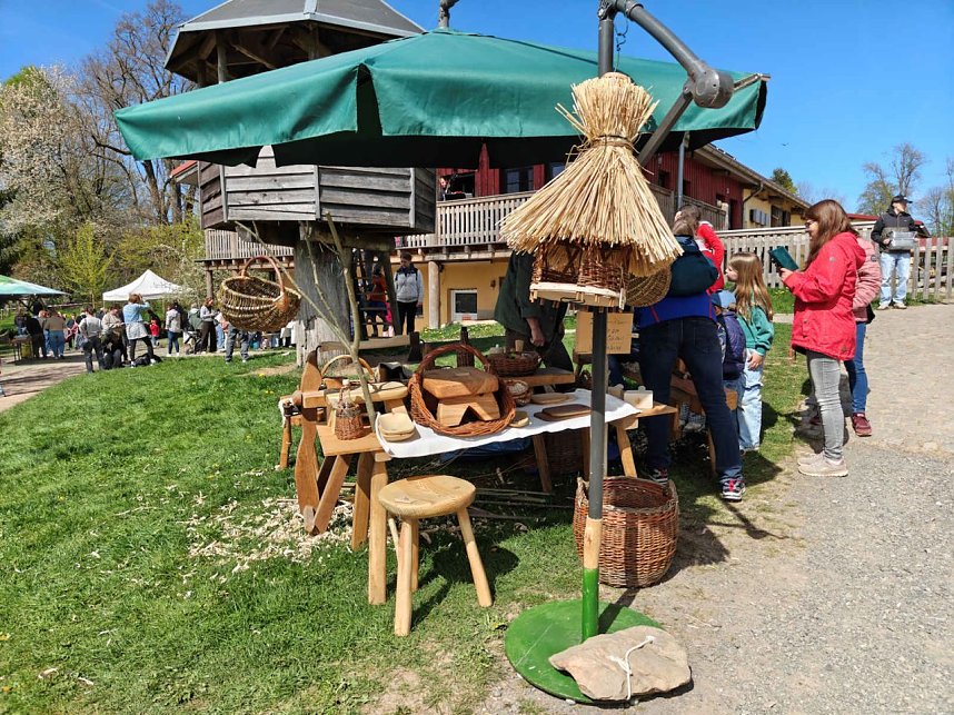 Impressionen vom L&auml;mmerfest in Sophienhof.
