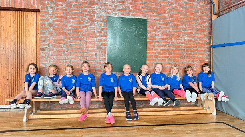 G&ouml;rsbacher Karnevalisten starten mit Tanz-Akademie durch