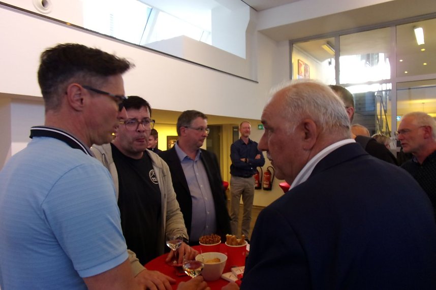 Impressionen zur Ausstellung Bewegende Momente � Eine Reise in Bildern in der Kreissparkasse Nordhausen