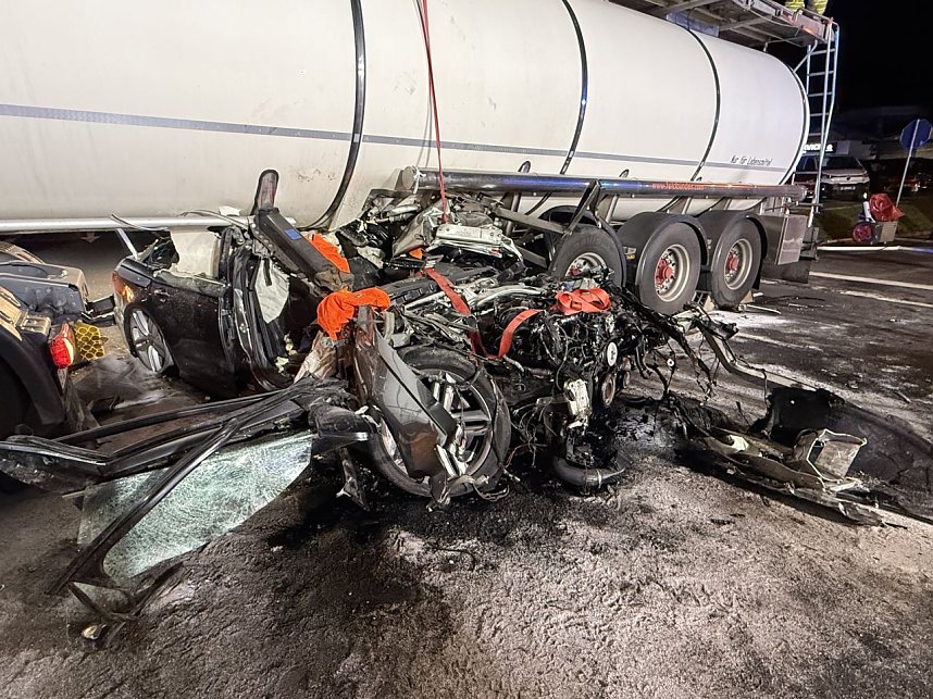 Ein spektakul&auml;rer Unfall ereignete sich Donnerstagabend bei Nordhausen.