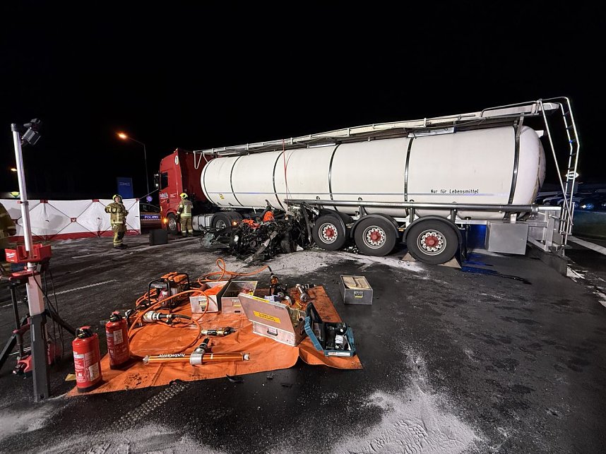 Ein spektakul&auml;rer Unfall ereignete sich Donnerstagabend bei Nordhausen.