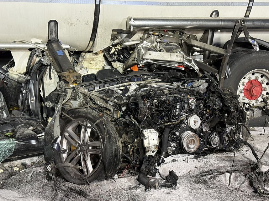 Ein spektakul&auml;rer Unfall ereignete sich Donnerstagabend bei Nordhausen.