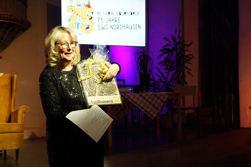 Die SWG feierte in der Altendorfer Kirche ihren 75. Geburtstag. Marvin Scott sorgte f&uuml;r die musikalische Unterhaltung. 