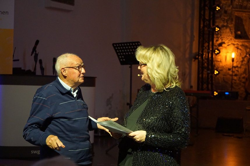 Die SWG feierte in der Altendorfer Kirche ihren 75. Geburtstag. Marvin Scott sorgte f&uuml;r die musikalische Unterhaltung. 