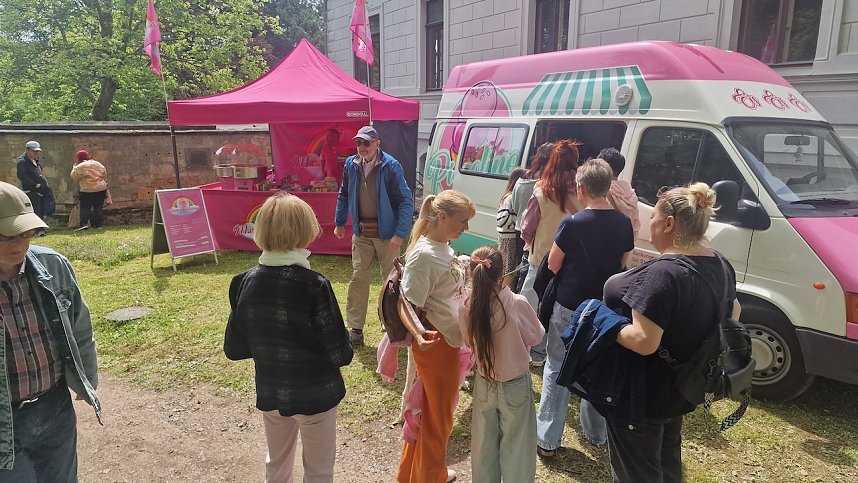 Parkfest und Parknick zum Muttertag im Park Hohenrode in Nordhausen