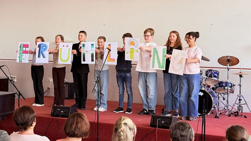 Impressionen vom Fr&uuml;hlingskonzert der Sch&uuml;lerinnen und Sch&uuml;ler des Herder-Gymnasiums.