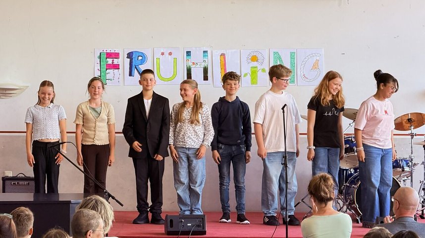 Impressionen vom Fr&uuml;hlingskonzert der Sch&uuml;lerinnen und Sch&uuml;ler des Herder-Gymnasiums.
