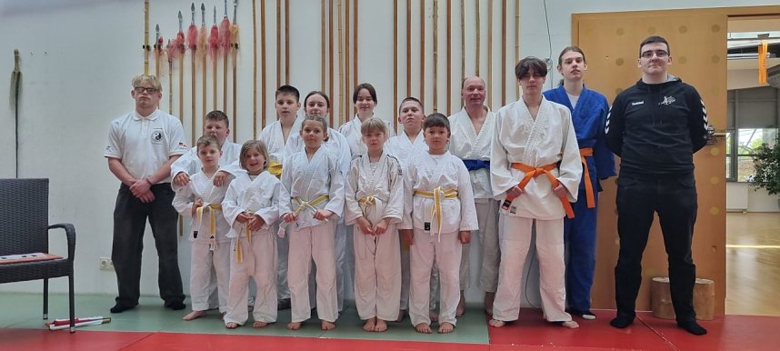 Viele Pokale konnten die Nordh&auml;user Kampfsportler aus Erfurt mit nach Hause bringen.