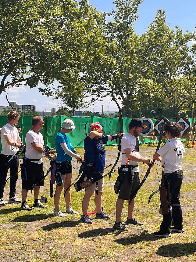F&uuml;nf Sch&uuml;tzen hatte das Bowteam zur Landesmeisterschaft nach Erfurt entsandt