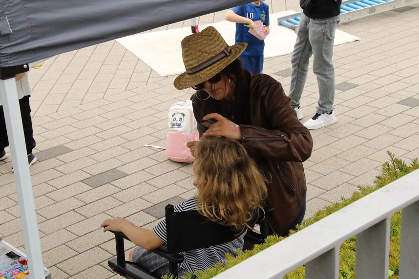 Auf dem Parkplatz der Kreissparkasse Nordhausen findet heute wieder das beliebte Knax-Kinderfest statt