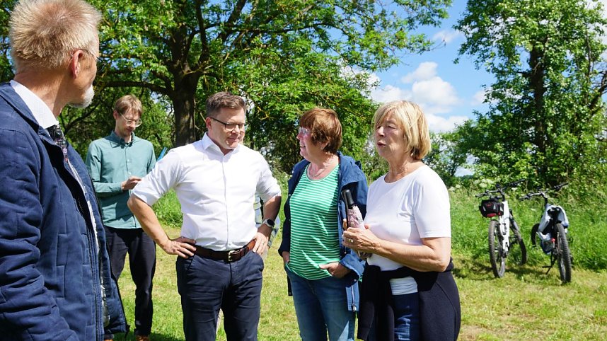 Die dicke Eiche bei Krimderode wurde heute als National-Erbe-Baum ausgerufen. 