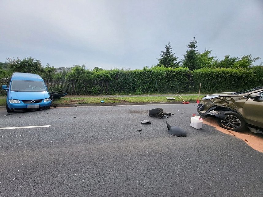 Ein heftiger Verkehrsunfall hat sich am Montagnachmittag in Niedersachswerfen ereignet.