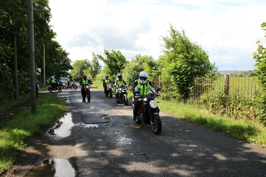 Start zum 4. "Ride for Charity" am Nordh&auml;user Autodrom