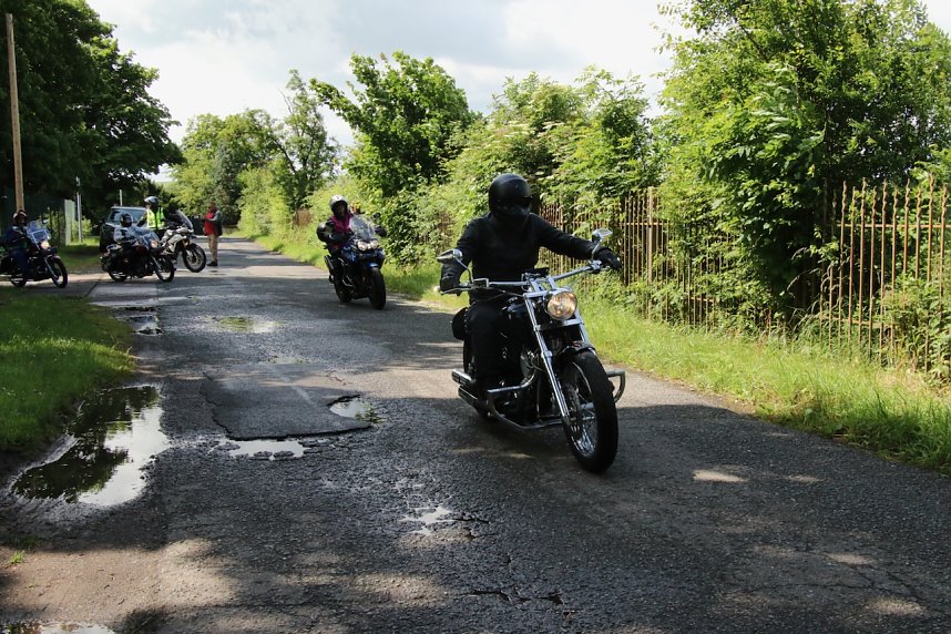 Start zum 4. "Ride for Charity" am Nordh&auml;user Autodrom
