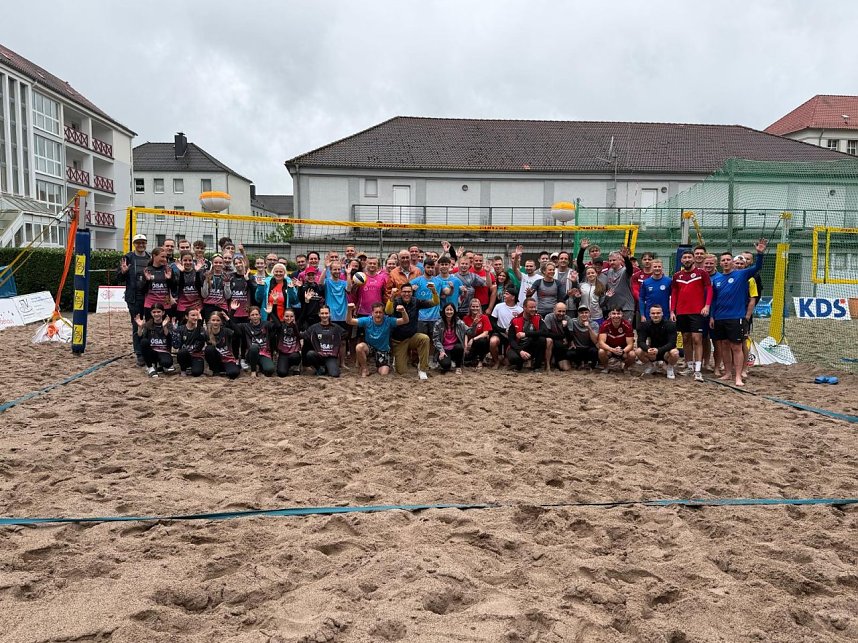 Beim Rolandsfest wurde wieder Beachvolleyball gespielt. 