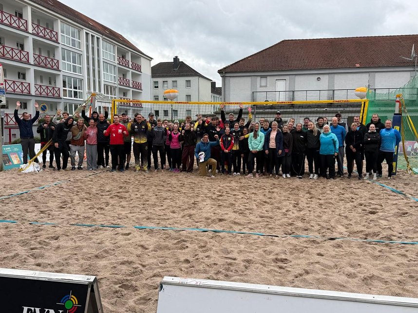 Beim Rolandsfest wurde wieder Beachvolleyball gespielt. 