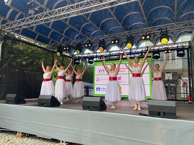 Impressionen von den Auftritten des Tanzstudios Radeva auf dem Rolandfest in Nordhausen.