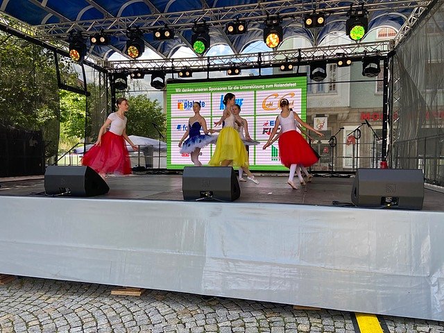 Impressionen von den Auftritten des Tanzstudios Radeva auf dem Rolandfest in Nordhausen.