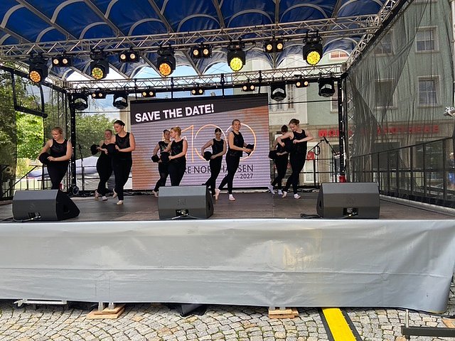 Impressionen von den Auftritten des Tanzstudios Radeva auf dem Rolandfest in Nordhausen.