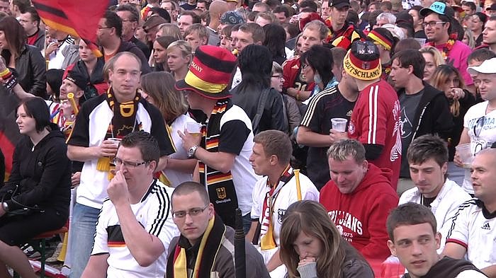 Fu&szlig;ballgucken auf dem Berg