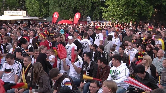 Fu&szlig;ballgucken auf dem Berg