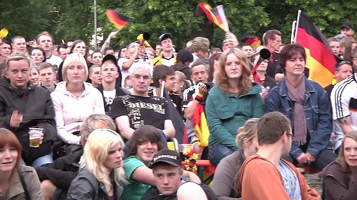 Fu&szlig;ballgucken auf dem Berg