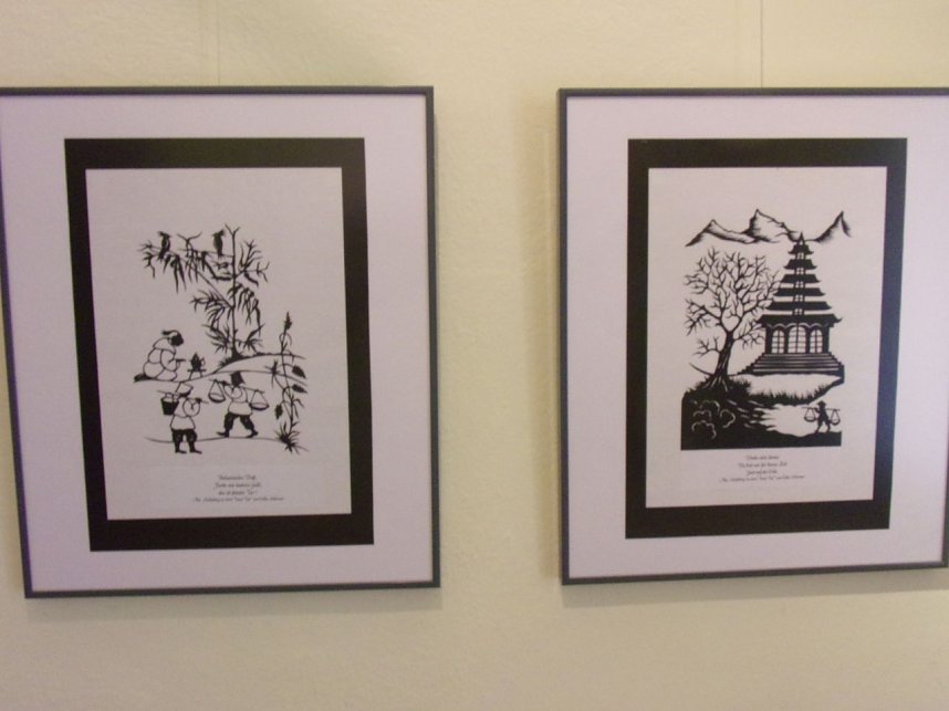 Im Kunsthaus Meyenburg ist seit Samstag die Kunst des Scherenschnitts in allen Facetten zu sehen