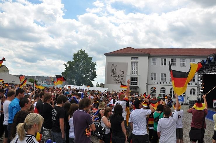 Public Viewing auf den Petersberg