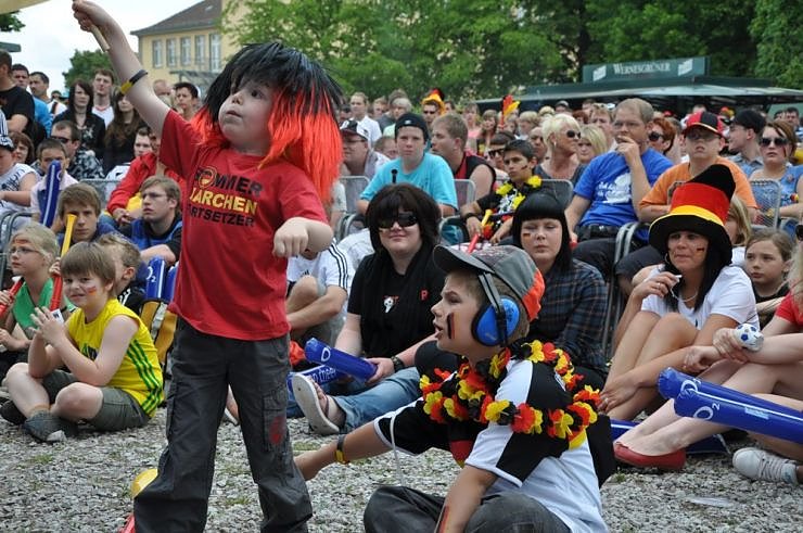 Public Viewing auf den Petersberg