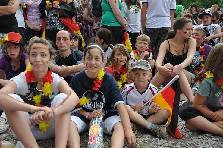 Public Viewing auf den Petersberg