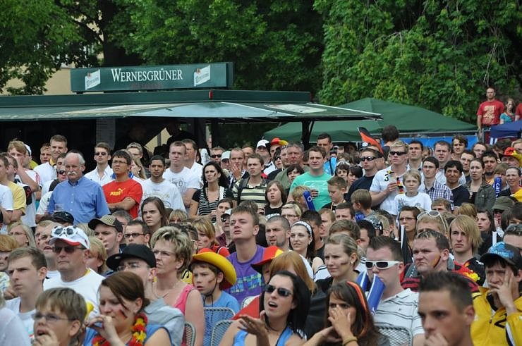 Public Viewing auf den Petersberg