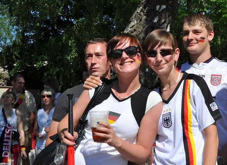 Public Viewing auf den Petersberg