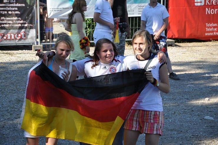 Public Viewing auf den Petersberg